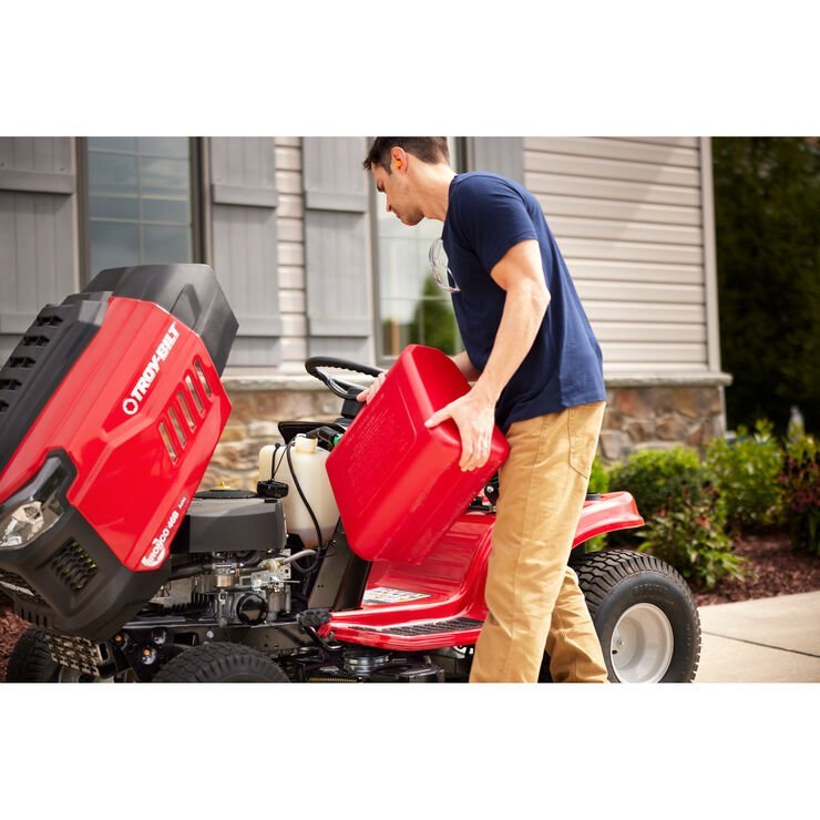 Troy-Bilt Bronco 46″ Gas Riding Lawn Mower with 547cc Engine and AutoDrive Transmission 4.1 stars out of 151 reviews (4.1) | image 6