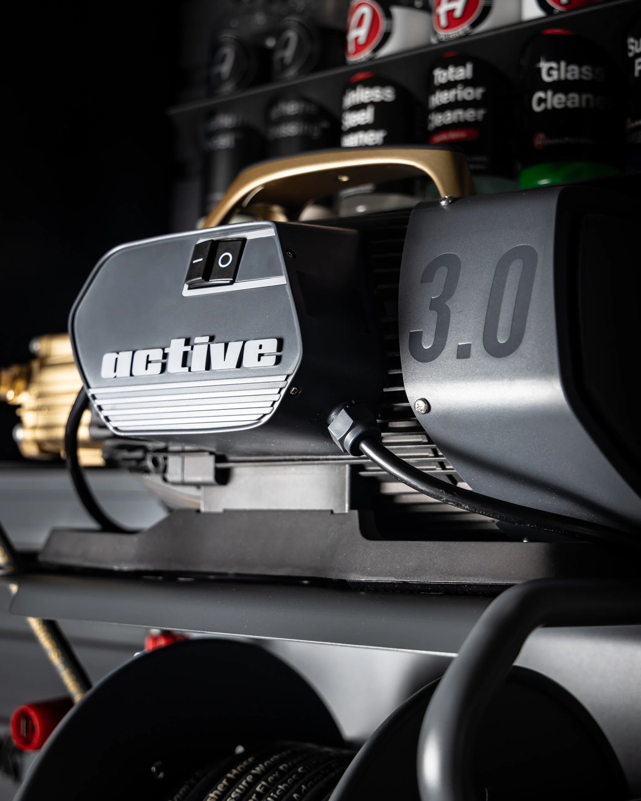 Adam’s Active 3.0 1000 PSI 3.0 GPM and Fully Serviceable 5-Piston PumpElectric Pressure Washer image 2