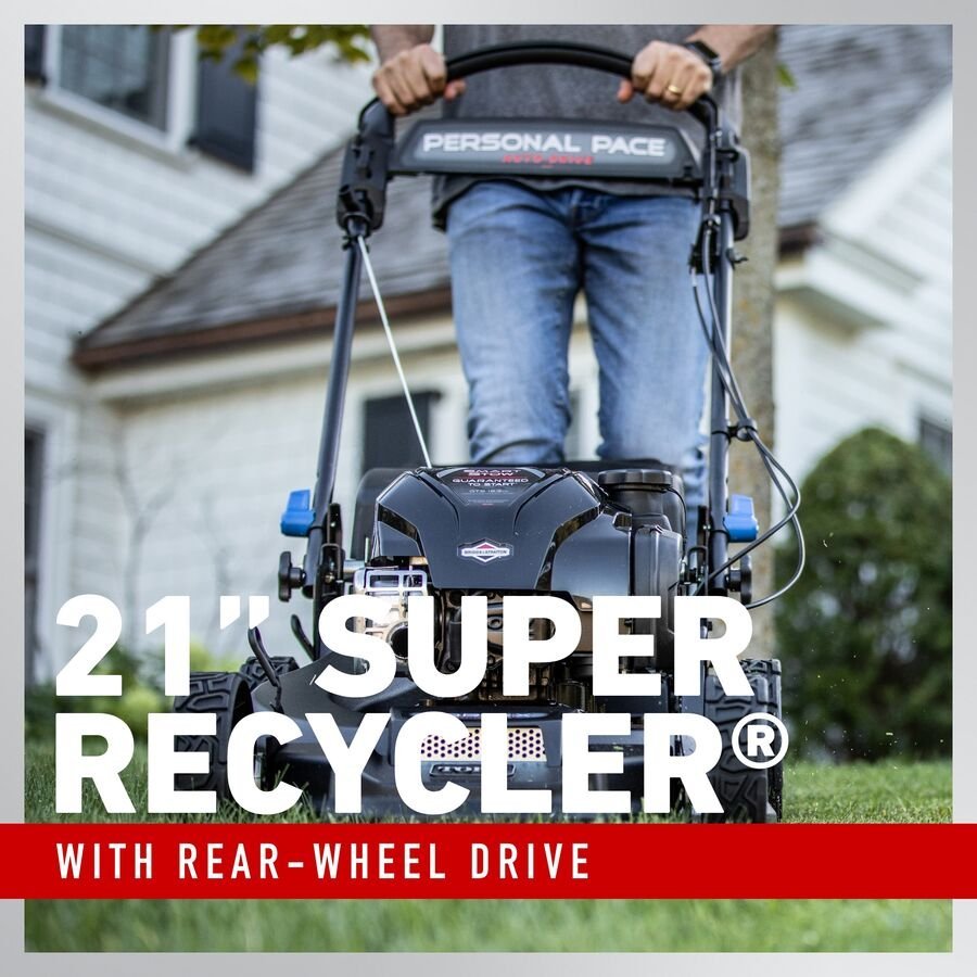 Toro SmartStow Super Recycler 21565 21 in. 163 cc Gas Self-Propelled Lawn Mower image 3